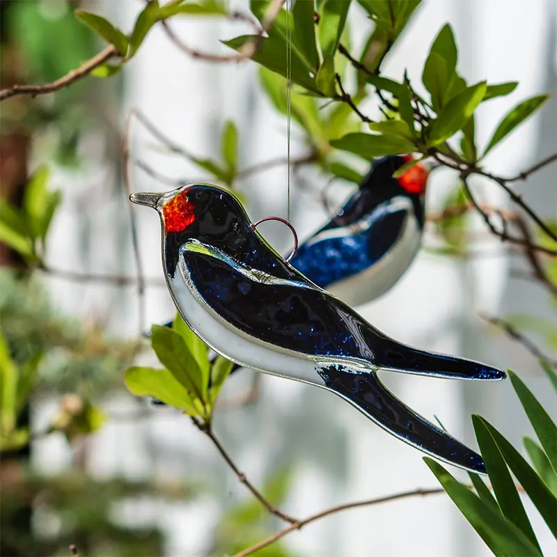 Hirondelle rustique (verre)